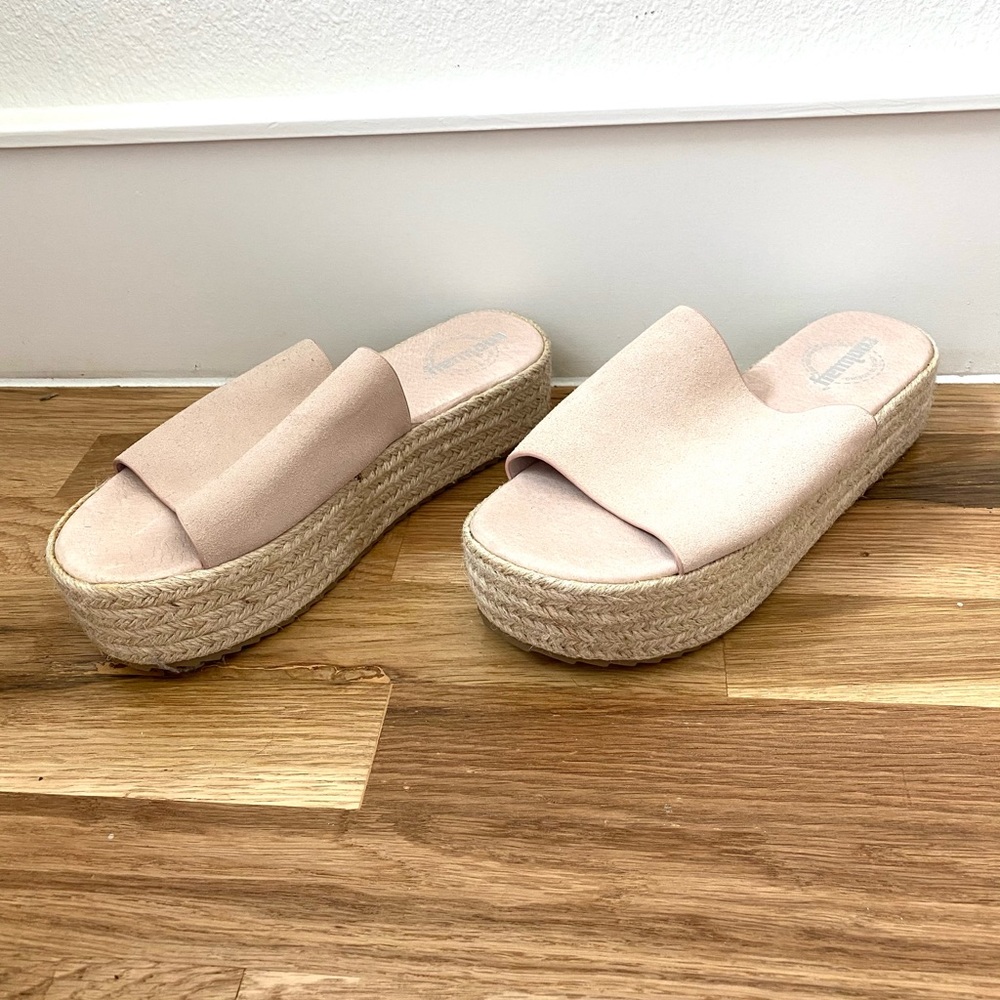 Light pink Coolway espadrille sandals